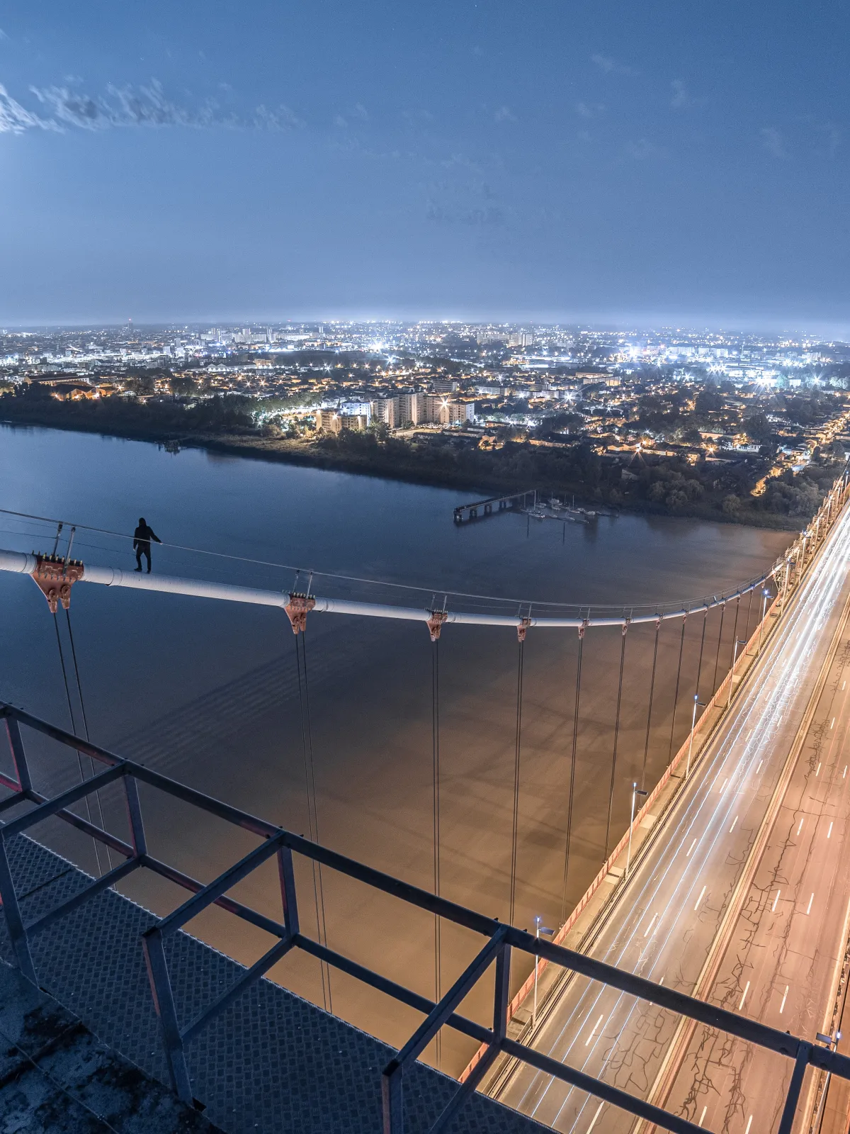 Le Pont d'aquitaine