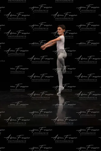 Produit bc-danse-2026 — 114-123 — Pierrot-3Q6A5340 Image