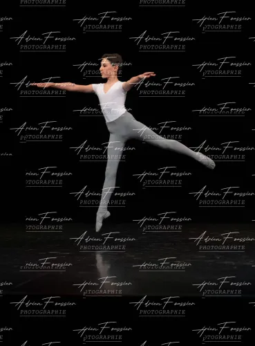 Produit bc-danse-2026 — 114-123 — Pierrot-3Q6A5346 Image