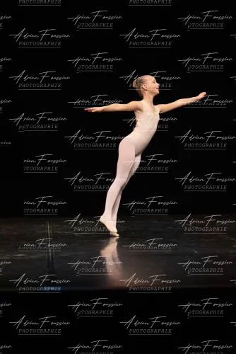 Produit bc-danse-2026 — 114-123 — Pierrot-3Q6A5414 Image