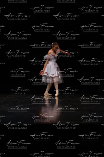 Produit bc-danse-2026 — 190-205 — Pierrot-3Q6A0103 Image