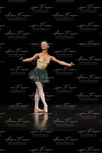 Produit bc-danse-2026 — 190-205 — Pierrot-3Q6A0354 Image